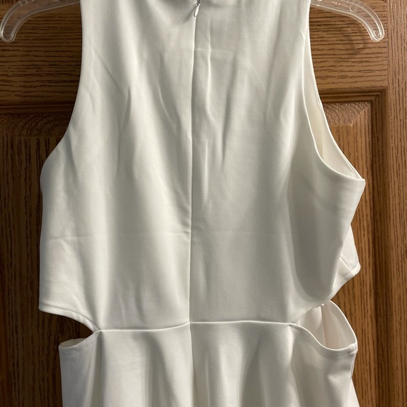 Belogsci white dress size large perfect for graduation - Picture 8 of 14